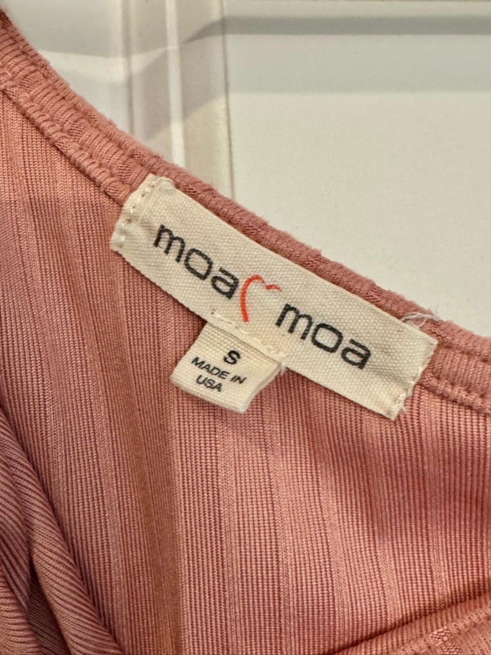 Moa Moa One-Shoulder Tie-Front Crop Top in Dusty Rose / Mauve - Picture 2 of 5